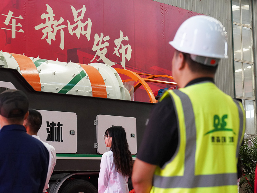 德森淋洗修復車
